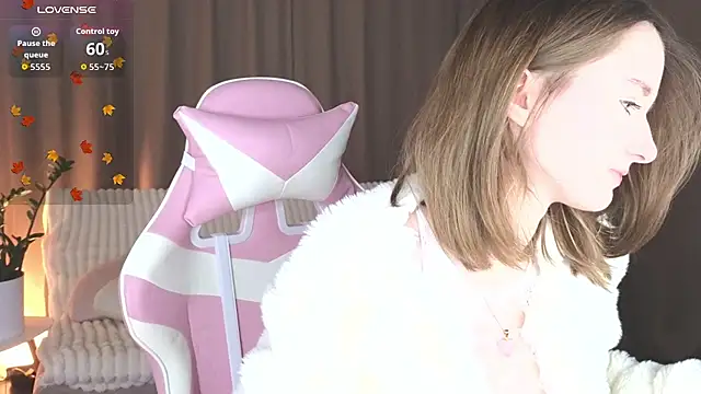 Snapshot of AlexsisFaee chatting on December 4, 2025, 9:14 pm AlexsisFaee online show from December 4, 2025, 9:14 pm