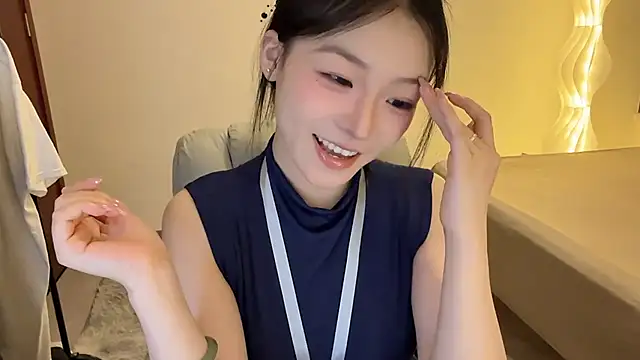 Robin-o3 online show from April 22, 2026, 6:58 pm