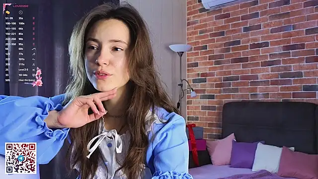 JasminDoroti online show from October 13, 2025, 6:04 am