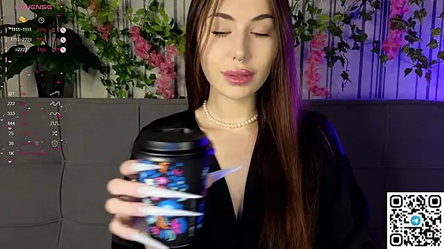 Snapshot of MaryWal chatting on October 10, 2025, 2:56 am MaryWal online show from October 10, 2025, 2:56 am