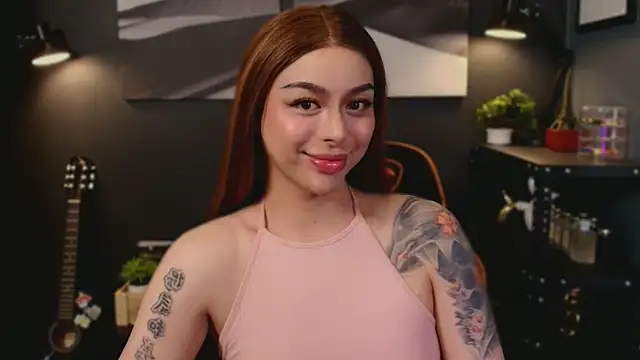 Snapshot of LUNACOCKSLAYER chatting on November 17, 2025, 5:33 am LUNACOCKSLAYER online show from November 17, 2025, 5:33 am