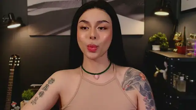 Snapshot of LUNACOCKSLAYER chatting on November 1, 2025, 6:08 am LUNACOCKSLAYER online show from November 1, 2025, 6:08 am