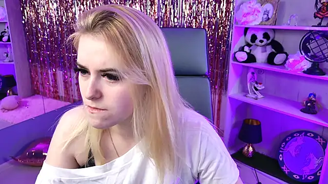 Stef Nicks online show from April 3, 2026, 9:16 am