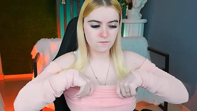 Stef Nicks online show from April 21, 2026, 9:05 am