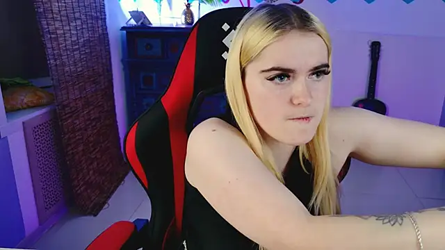 Stef Nicks online show from September 20, 2025, 9:36 am