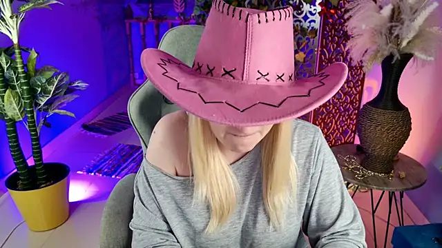 Stef Nicks online show from March 15, 2026, 9:05 am