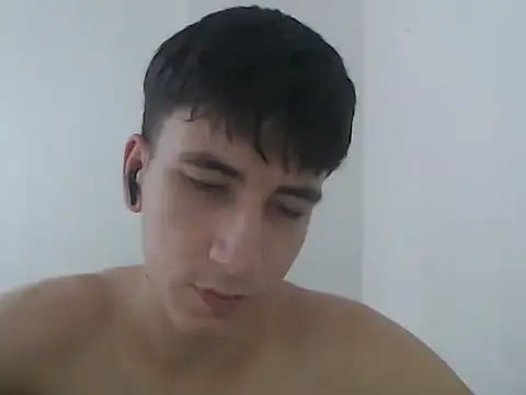 younewmaster online show from February 17, 2026, 8:39 pm