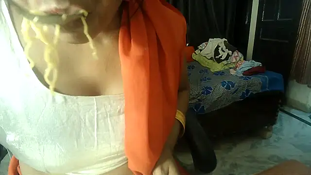 Snapshot of Anaconda-Mall chatting on April 27, 2026, 8:40 pm Anaconda-Mall online show from April 27, 2026, 8:40 pm