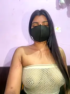 Snapshot of _01ruhi chatting on December 2, 2025, 7:26 pm 01ruhi online show from December 2, 2025, 7:26 pm