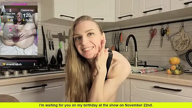 Snapshot of Edena_ chatting on November 17, 2025, 8:46 pm Edena online show from November 17, 2025, 8:46 pm