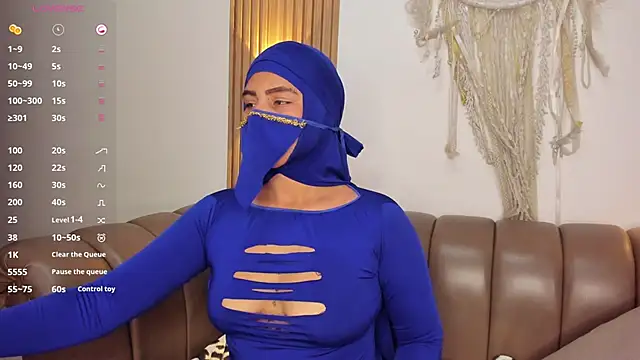 Snapshot of zali_mahamed chatting on December 15, 2025, 11:05 am zali mahamed online show from December 15, 2025, 11:05 am