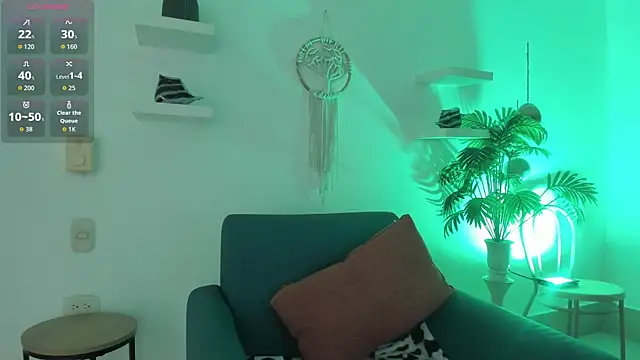 Snapshot of zali_mahamed chatting on December 3, 2025, 10:25 am zali mahamed online show from December 3, 2025, 10:25 am