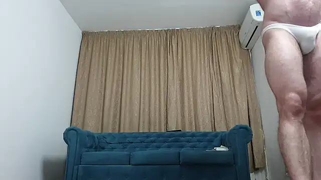 BLOND GOD online show from October 24, 2025, 4:33 am