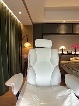 Snapshot of AYW-21 chatting on March 3, 2026, 2:46 pm AYW-21 online show from March 3, 2026, 2:46 pm