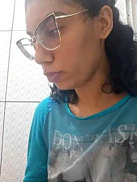 Snapshot of RavenShyfit chatting on October 22, 2025, 7:52 am RavenShyfit online show from October 22, 2025, 7:52 am