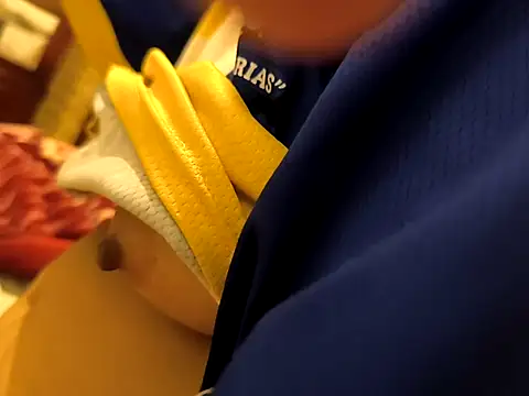 Snapshot of KevinyAnita chatting on October 9, 2025, 5:19 am KevinyAnita online show from October 9, 2025, 5:19 am