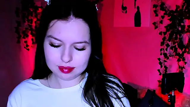 Snapshot of ChloeRicc chatting on November 30, 2025, 6:30 pm ChloeRicc online show from November 30, 2025, 6:30 pm