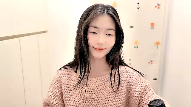 Snapshot of Rosalind_xixi chatting on November 9, 2025, 11:58 am Rosalind xixi online show from November 9, 2025, 11:58 am