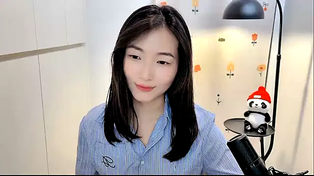 Snapshot of Rosalind_xixi chatting on November 29, 2025, 1:00 pm Rosalind xixi online show from November 29, 2025, 1:00 pm