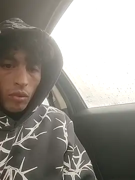 lusiboy96 online show from December 16, 2025, 11:58 am