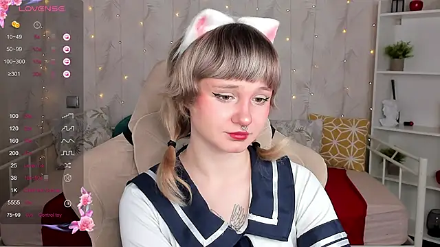 Tori Cutie online show from March 19, 2026, 12:10 am