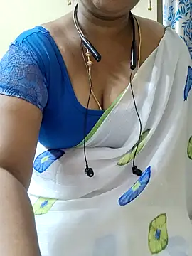 yelmaji91 online show from December 3, 2025, 8:36 am