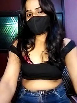 Snapshot of Amisha2 chatting on October 6, 2025, 5:13 pm Amisha2 online show from October 6, 2025, 5:13 pm