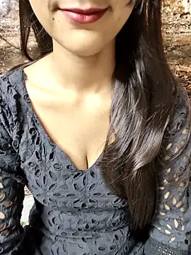 Snapshot of Indian-Aleena chatting on October 4, 2025, 8:05 am Indian-Aleena online show from October 4, 2025, 8:05 am