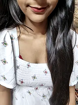 Snapshot of Indian-Aleena chatting on October 9, 2025, 6:03 am Indian-Aleena online show from October 9, 2025, 6:03 am