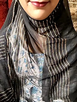 Snapshot of Indian-Aleena chatting on September 18, 2025, 10:18 am Indian-Aleena online show from September 18, 2025, 10:18 am