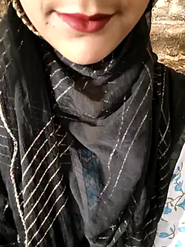 Snapshot of Indian-Aleena chatting on September 17, 2025, 6:37 am Indian-Aleena online show from September 17, 2025, 6:37 am