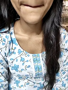 Snapshot of Indian-Aleena chatting on October 5, 2025, 4:53 pm Indian-Aleena online show from October 5, 2025, 4:53 pm