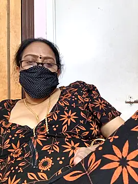 Snapshot of heera-rani chatting on September 15, 2025, 3:56 pm heera-rani online show from September 15, 2025, 3:56 pm