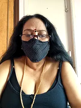 Snapshot of heera-rani chatting on September 9, 2025, 2:43 am heera-rani online show from September 9, 2025, 2:43 am