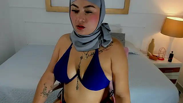 Snapshot of azaharaaa_ chatting on October 30, 2025, 11:41 am azaharaaa online show from October 30, 2025, 11:41 am