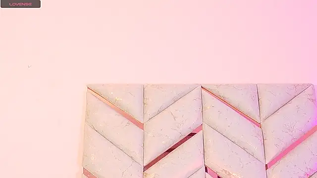 Snapshot of AlanaDoll chatting on February 11, 2026, 2:39 pm AlanaDoll online show from February 11, 2026, 2:39 pm