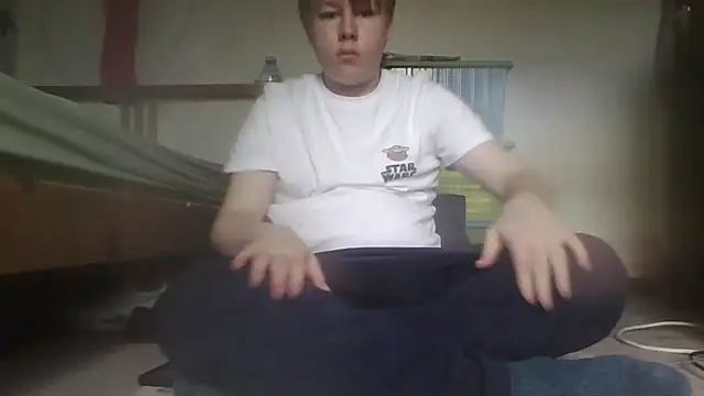 Snapshot of TomasCramp chatting on April 14, 2026, 1:38 pm TomasCramp online show from April 14, 2026, 1:38 pm