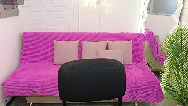 Snapshot of Lexy_tay chatting on December 5, 2025, 11:42 am Lexy tay online show from December 5, 2025, 11:42 am