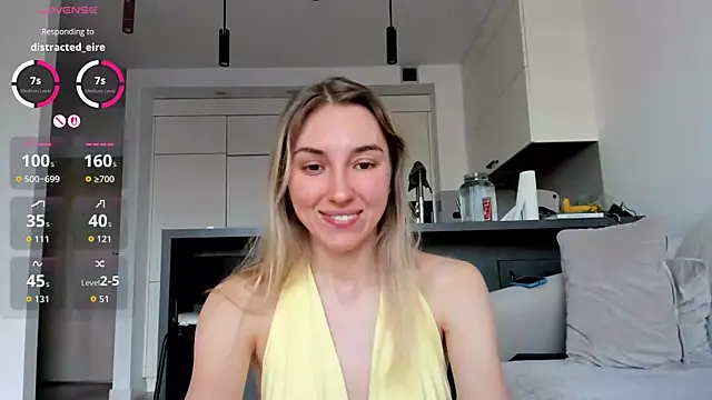 Snapshot of Sunny_Rina_ chatting on February 2, 2026, 9:08 am Sunny Rina online show from February 2, 2026, 9:08 am