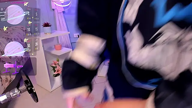 Hannahpage online show from January 8, 2026, 12:44 pm