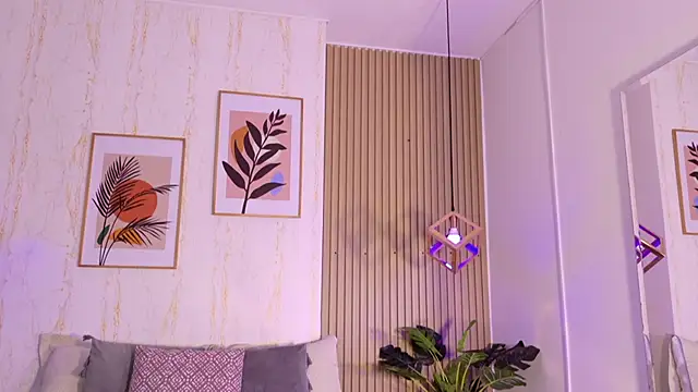 Snapshot of Ayleen_Dunkan chatting on October 3, 2025, 12:28 pm Ayleen Dunkan online show from October 3, 2025, 12:28 pm