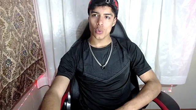 Snapshot of jacobbiker chatting on November 7, 2025, 4:39 am jacobbiker online show from November 7, 2025, 4:39 am