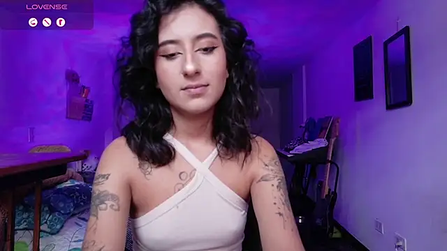 atenea dragon   online show from November 25, 2025, 7:58 pm