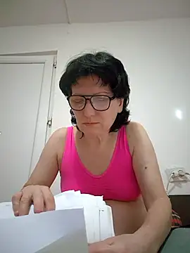 Vera Elle online show from February 26, 2026, 7:58 pm