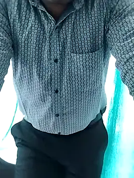 Snapshot of hunk28_6 chatting on November 12, 2025, 5:44 am hunk28 6 online show from November 12, 2025, 5:44 am