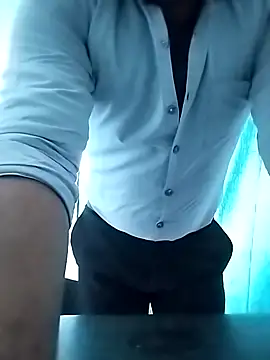 Snapshot of hunk28_6 chatting on November 9, 2025, 8:40 am hunk28 6 online show from November 9, 2025, 8:40 am