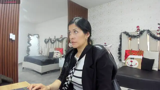 Snapshot of BLUE_TAY1 chatting on December 14, 2025, 7:30 pm BLUE TAY1 online show from December 14, 2025, 7:30 pm