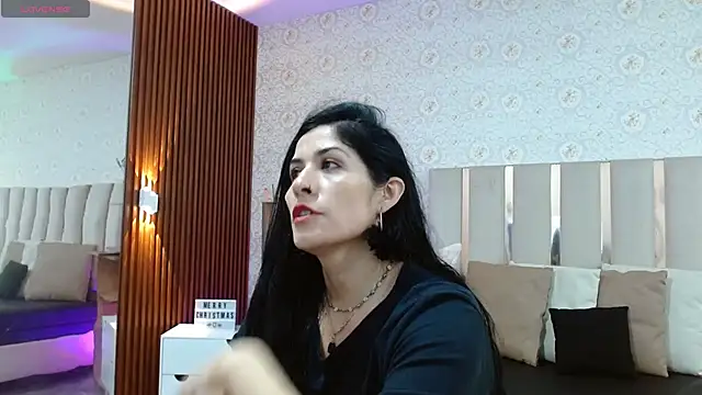 Snapshot of BLUE_TAY1 chatting on November 13, 2025, 12:09 pm BLUE TAY1 online show from November 13, 2025, 12:09 pm