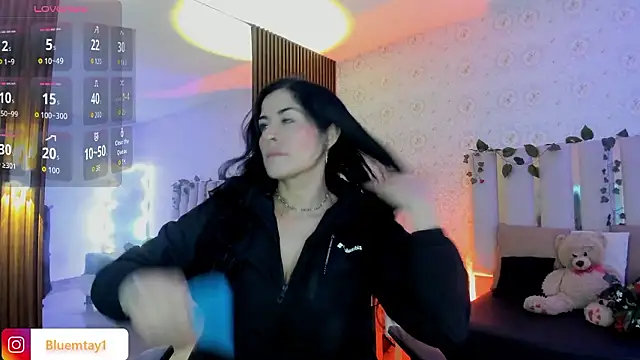 BLUE TAY1 online show from February 2, 2026, 11:53 am