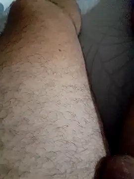 Snapshot of ratoncito_3 chatting on October 8, 2025, 10:43 pm ratoncito 3 online show from October 8, 2025, 10:43 pm